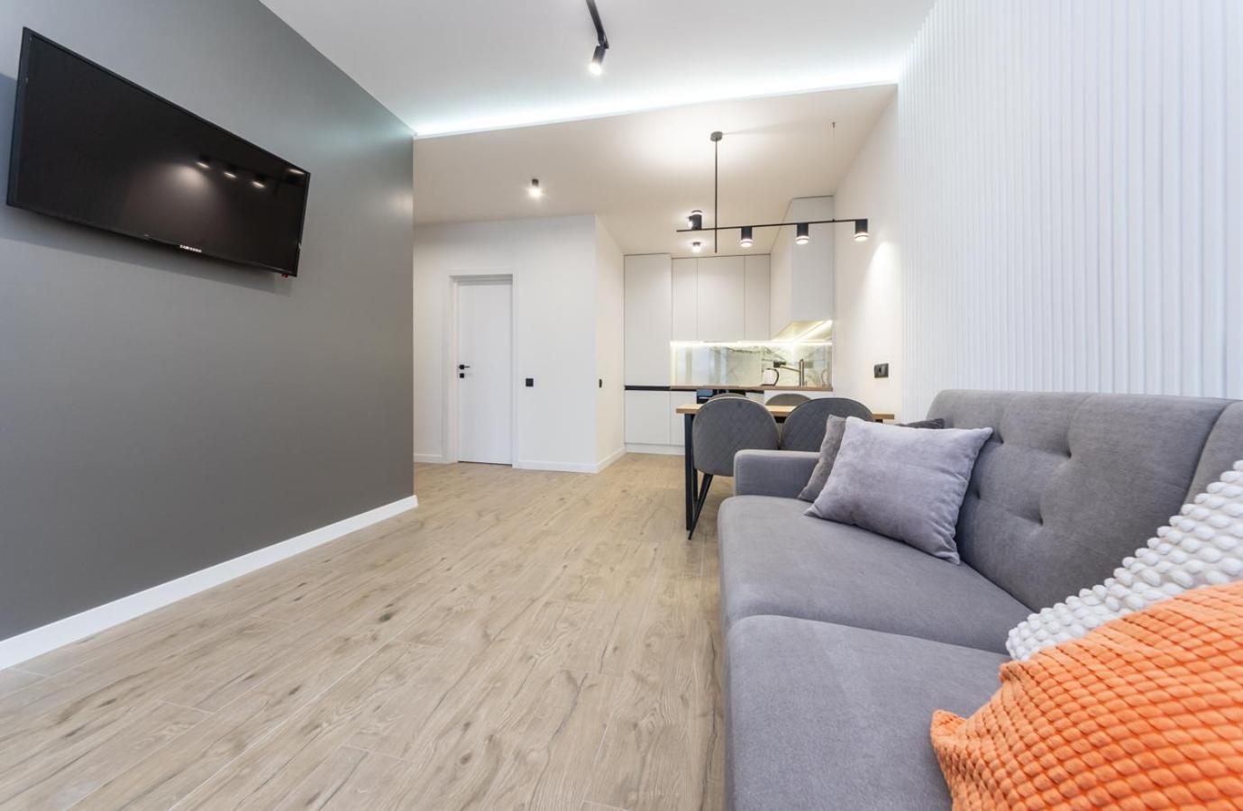 Luxury Apartment Near Metro Station Osokorky Kiew Exterior foto